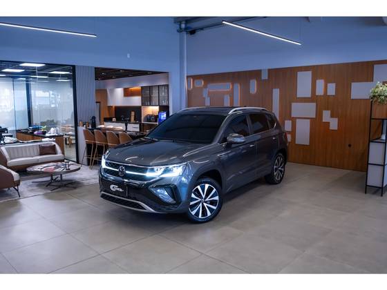 VOLKSWAGEN TAOS 1.4 250 TSI TOTAL FLEX HIGHLINE AUTOMÁTICO